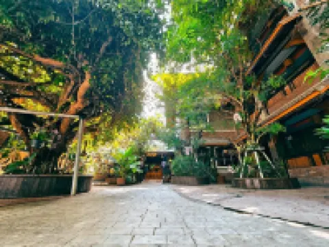 โรงแรมเชียงใหม่ล้านนา & โมเดิร์นลอฟท์ โรงแรมใกล้บ่อสร้าง