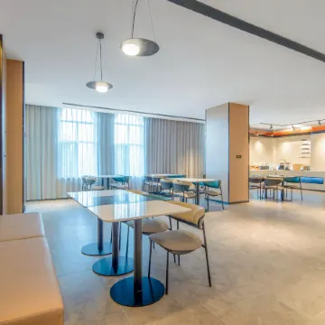 Ni Hao Hotel (Dezhou Laoling Debaiguangchang)