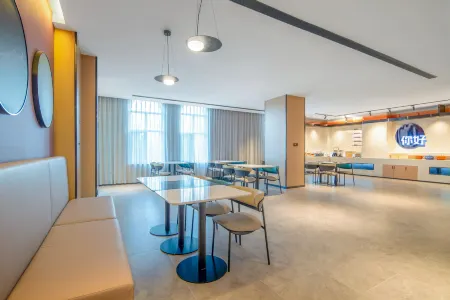 Ni Hao Hotel (Dezhou Laoling Debaiguangchang) Отели рядом с достопримечательностью «Leling Confucian Temple Ancient Culture Tourism Area»