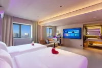 Ruby Elegant Hotel (Youyi Road Meimei MM2 Shopping Center Branch) - Mountain view