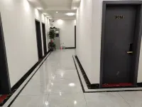 Encountering Famous Guests