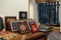 The SHUI Ethinc Minority Cultural Homestay - 4-Star