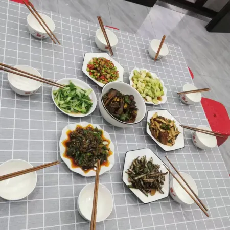 Huoshan Jingjingyuan Inn