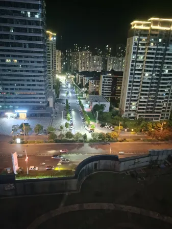 Lvju Hotel (Yichun High Speed Railway Station) Отели рядом с достопримечательностью «Yichun Drum Tower»