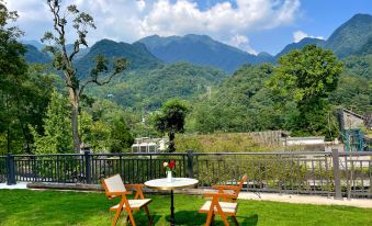 Qingcheng Mountain Muguangyun Villa private Tang resort