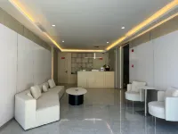 Baiyu Linqi Hot Spring Hotel