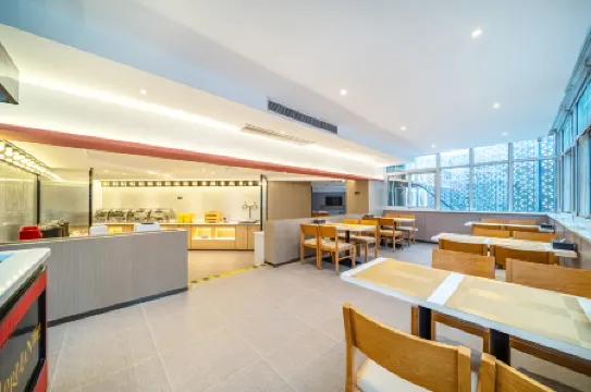 BORRMAN Hotel (Bengbu Guzhen Kaixiang Times Square Branch)