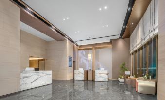 MEHOOD LESTIE Hotel (Dongfang Railway Station Wanda Plaza)