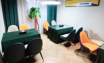 Ye Wen Hotel (Huaihua railway station Taipingqiao branch)