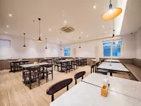 Litchi Yazhu Hotel