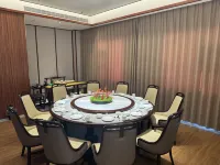 โรงแรมเหิงชาง ฮวนเผิง - พร้อมอาหารเช้า