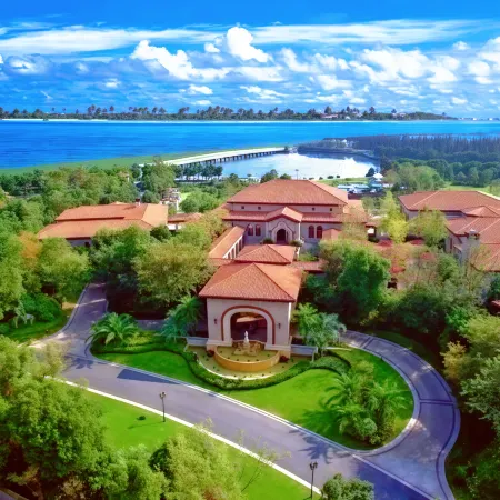 Windward Loch Club Villa （KunShanDianShanHu）