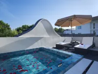 Molan Guanting Hotel (Shaoxing Luxun's Hometown City Square Branch) Hotels in Shaoxing