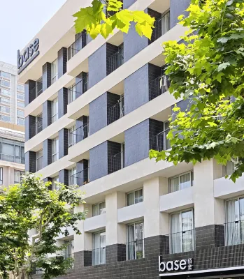 base WENDING Serviced Apartment Các khách sạn gần Shanghai New Zane Advanced College Sanlin Teaching Spot