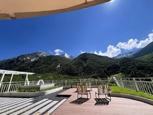 Little Carpenter Inn – Shuangqiaogou (2nd Branch)