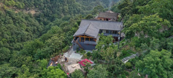 Wudangshan Prince Courtyard Homestay (Prince Slope Scenic Area) Hotels in Danjiangkou