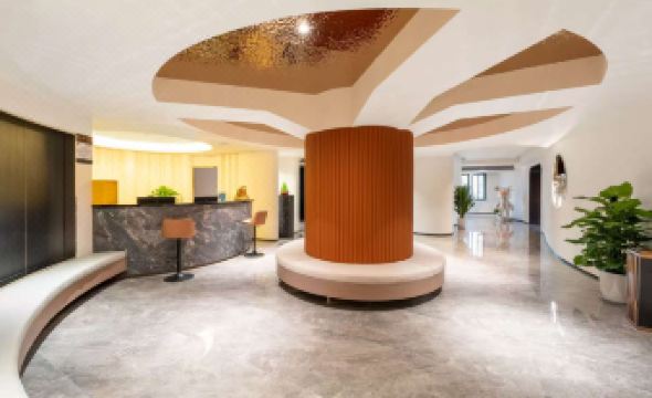 Diejian Hotel (Lianglukou Crown Escalator Branch)