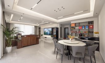 Anyin Homestay (Shenxianju)