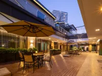 Jinfeng Lisher Hotel Zhuhai Hotels near Lovers' Road