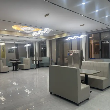 Liangqi Xiaozhu Homestay (Guanshan Grassland)