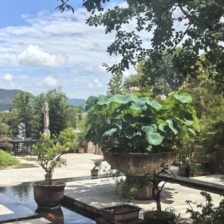 Impression Han Style Homestay (Zibo Yanshen Ancient Town Ceramic and Glaze Art Master Village)