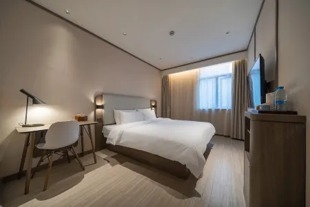 HanTing Hotel (Shanghai Lujiazui Minsheng Road Subway Station)