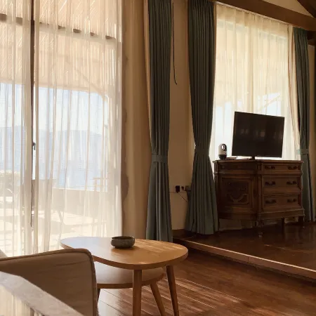 Tinghuatang Seaview Garden Inn