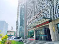 坤逸时光酒店(西宁海湖新区店) - 酒店外部