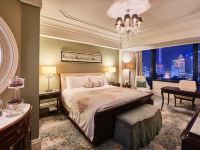 上海外滩华尔道夫酒店 - 全江景豪华大床房