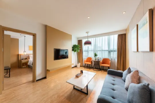 山水時尚飯店（長沙五一廣場火車站地鐵站店）