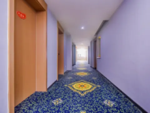 Mango Mango Hotel (Wannian Road subway station Mixc store)