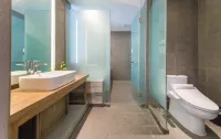YinXiuYunQiHotel - Airport Shuttle