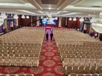 플래토 펄 호텔 (쿤밍 융중 로드)