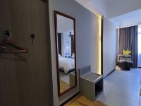 海口椰岛之星度假酒店 - 轻奢观影双床房
