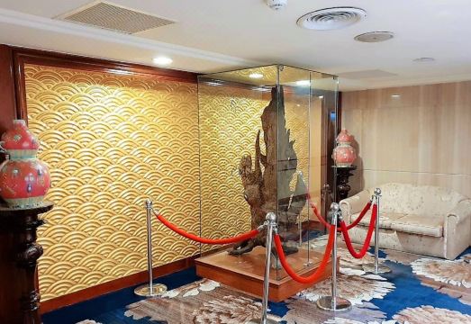 온천 리조트 내부