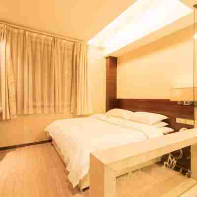 Wanhao Holiday Hotel Rooms