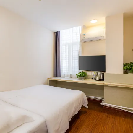 New Journey Hotel (Wave to the sea Harbor·WEGO Plaza Branch)