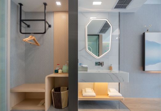 THOUSAND HOTEL의 조식 뷔페 모습