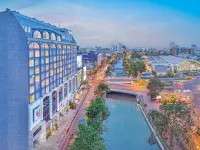 The Quarter Hualamphong by UHG Hoteles cerca de Templo Wat Traimit
