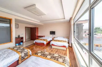 Yixing Mingling Maoshe Hotels near Huangtading Summit