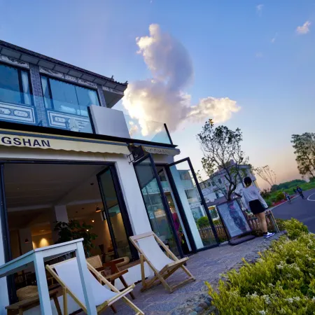 Xingshan·villa Seaview Holiday Hotel (Dali Erhai Longkan Wharf)