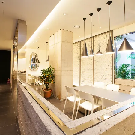 Eastern Hotel Jeju Отели рядом с достопримечательностью «Парк развлечений Seri World»
