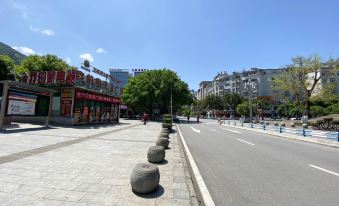 Wuxi Jingyi Business Hotel