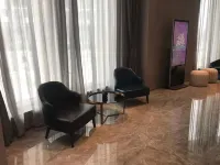 Homeinn Hotel (Jilin Railway Station West Exit Fortune Plaza) - Parkplatz