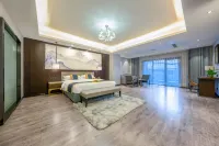 世茂大飯店（凱裡市區北京東路店） 凱里苗侗風情園-雷山宰牛祭祖附近的飯店