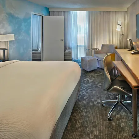 Courtyard Philadelphia City Avenue Отели рядом с достопримечательностью «Музей Пожалуйста Попробуй»