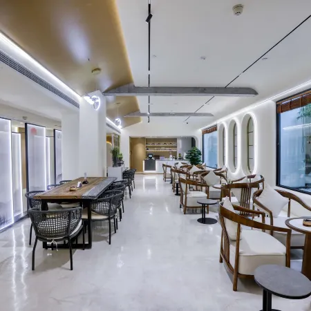 Holiday Inn Express LESHAN CITY SQUARE by IHG