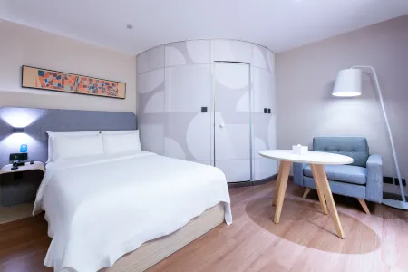 HanTing Hotel (Shanghai Lujiazui Dongfang Road)