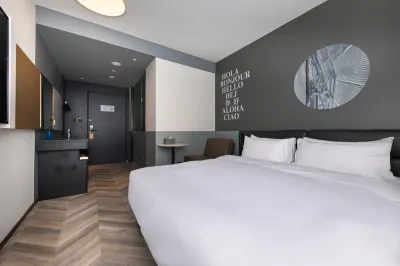 NINHAO Hotel (Shanghai Xujiahui Sixth Hospital) Hotel in zona Minhang Community College