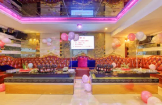 สาขาถนนตะวันตกหยางซั่ว ไพน์เฮาส์